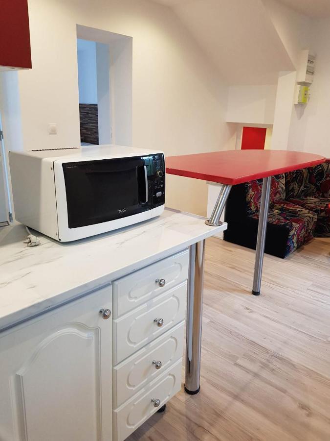 05 - Tres Joli 3 Pieces Neuf 2 Chambres, Logement Tout Equipe Pour 1 A 4 Personnes Maximum, Vue Sur Jardin Avec Parking Privatif, Grand Fourgon Possible, Tout Le Linge De Maison Est Fourni Annesse-et-Beaulieu Exterior photo