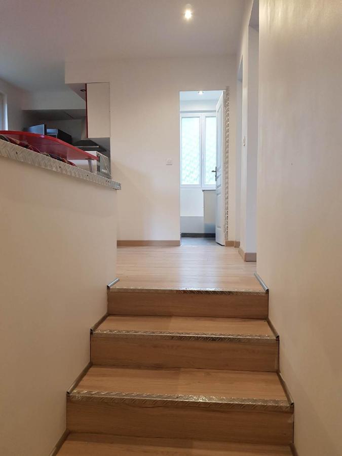 05 - Tres Joli 3 Pieces Neuf 2 Chambres, Logement Tout Equipe Pour 1 A 4 Personnes Maximum, Vue Sur Jardin Avec Parking Privatif, Grand Fourgon Possible, Tout Le Linge De Maison Est Fourni Annesse-et-Beaulieu Exterior photo