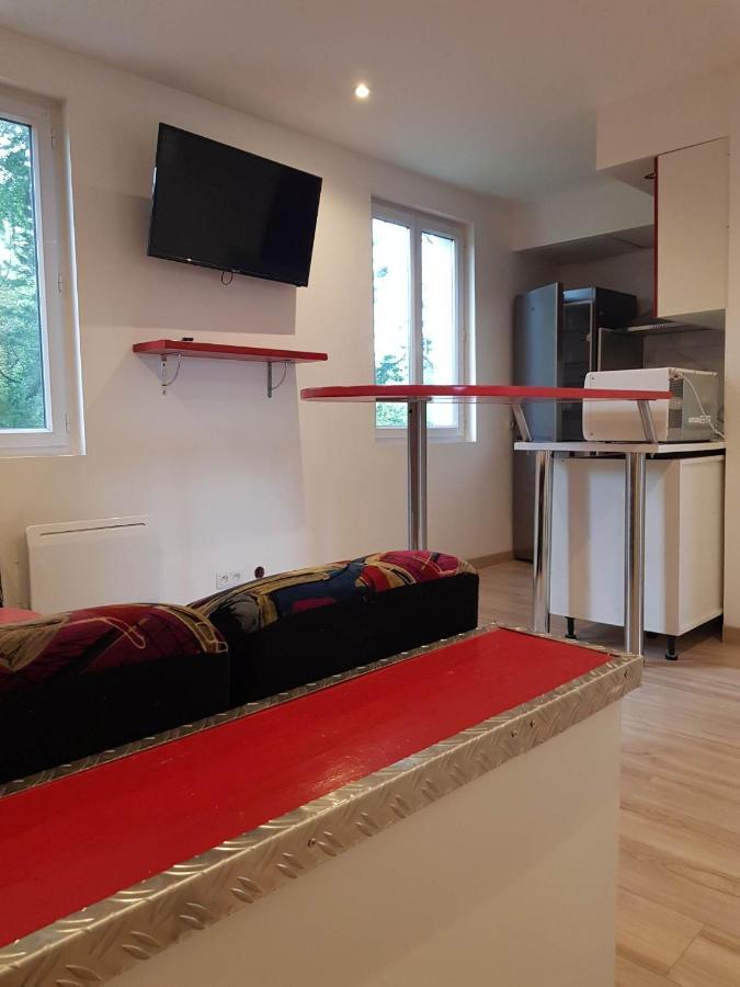 05 - Tres Joli 3 Pieces Neuf 2 Chambres, Logement Tout Equipe Pour 1 A 4 Personnes Maximum, Vue Sur Jardin Avec Parking Privatif, Grand Fourgon Possible, Tout Le Linge De Maison Est Fourni Annesse-et-Beaulieu Exterior photo