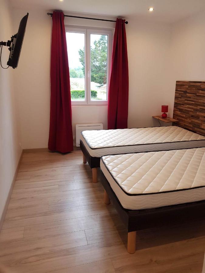 05 - Tres Joli 3 Pieces Neuf 2 Chambres, Logement Tout Equipe Pour 1 A 4 Personnes Maximum, Vue Sur Jardin Avec Parking Privatif, Grand Fourgon Possible, Tout Le Linge De Maison Est Fourni Annesse-et-Beaulieu Exterior photo